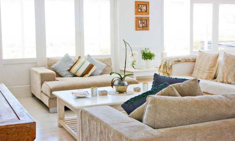 Arrange Small Living Room Sofa And Loveseat