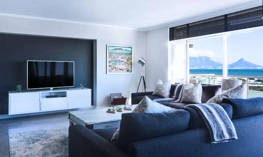 Modern Black Living Room Idea